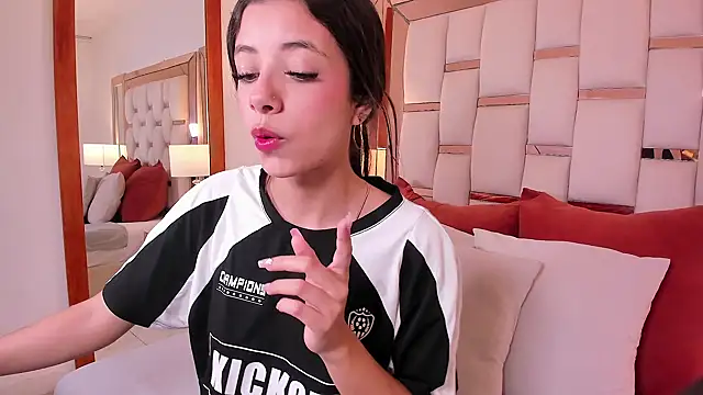 coraltaylor online show from 12.28.24