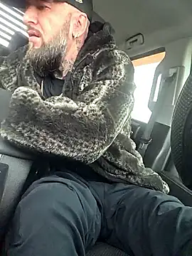 Beardedtattood online show from 04.12.26