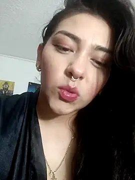 SophieWinslow online show from 03.15.25