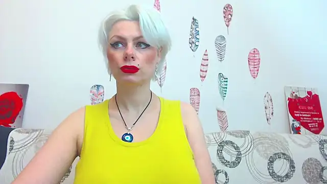 Snapshot of ForeverBarbie_ chatting on 02.14.26 ForeverBarbie online show from 02.14.26