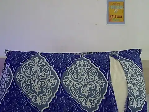 MAAYRA 09 online show from 02.25.26