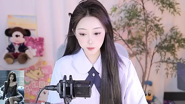 Arwyn-rr online show from 03.06.25