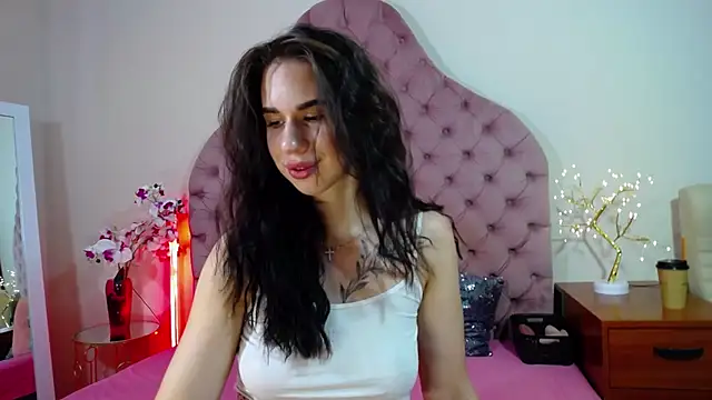 Snapshot of Erikka__ chatting on 07.02.26 Erikka online show from 07.02.26