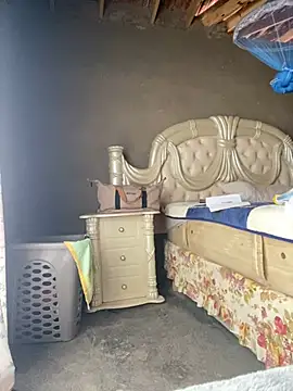 nymphonigh online show from 04.08.26