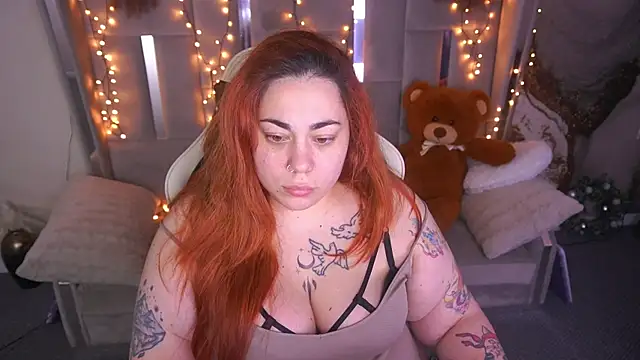 Kittywakee online show from 03.12.26