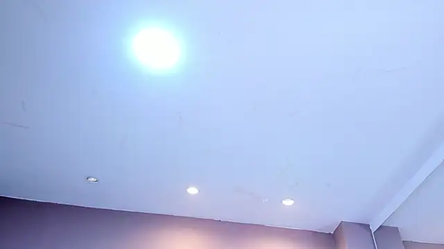 Violet Grace online show from 03.04.25