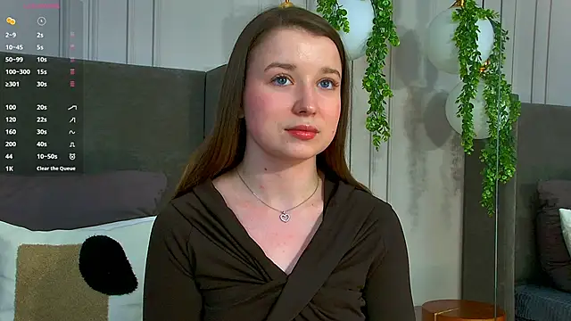 Snapshot of MichelleHaynes chatting on 02.06.25 MichelleHaynes online show from 02.06.25