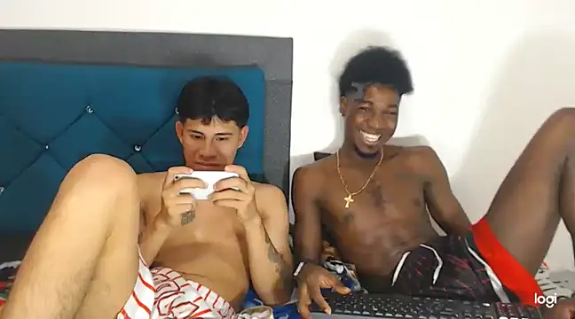 Snapshot of jaycolinss chatting on 03.03.25 jaycolinss online show from 03.03.25