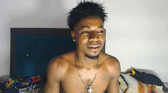 Snapshot of jaycolinss chatting on 03.04.25 jaycolinss online show from 03.04.25