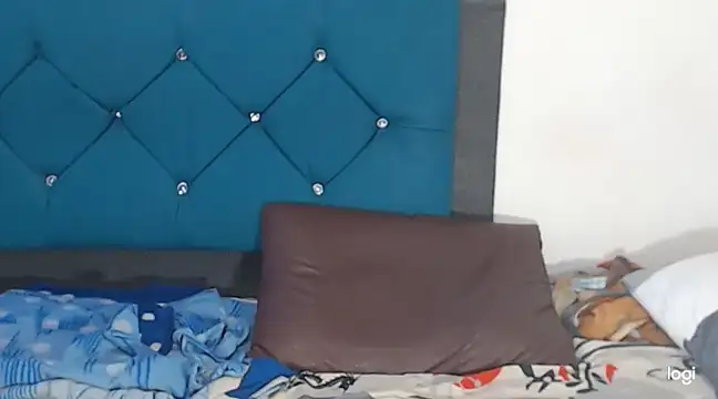 Snapshot of jaycolinss chatting on 03.05.25 jaycolinss online show from 03.05.25