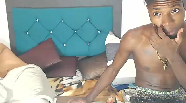 Snapshot of jaycolinss chatting on 03.13.25 jaycolinss online show from 03.13.25