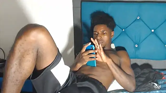 Snapshot of jaycolinss chatting on 03.23.25 jaycolinss online show from 03.23.25