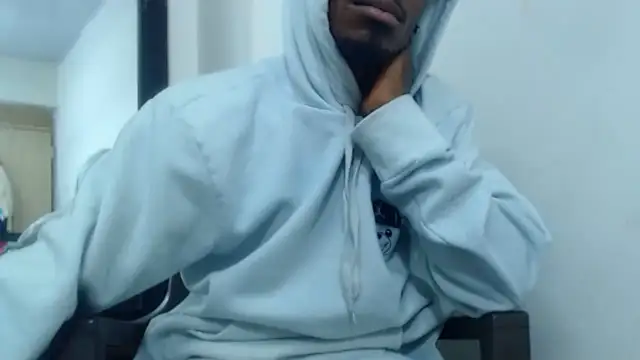 Snapshot of jaycolinss chatting on 11.06.25 jaycolinss online show from 11.06.25