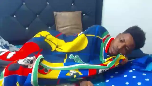 Snapshot of jaycolinss chatting on 11.16.25 jaycolinss online show from 11.16.25