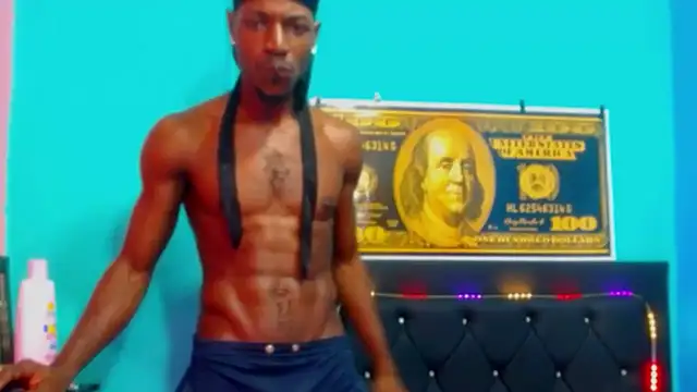 Snapshot of jaycolinss chatting on 11.21.25 jaycolinss online show from 11.21.25