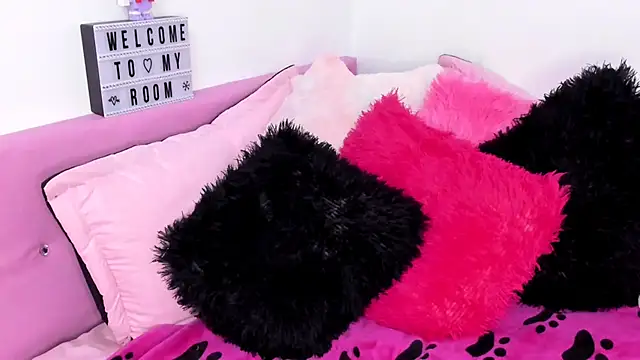 gabyye capprins online show from 02.08.25