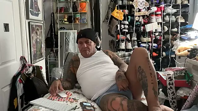 joeytatts66 online show from 12.22.25