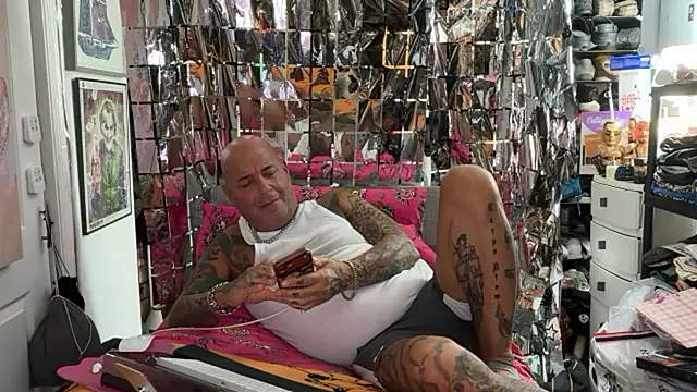 joeytatts66 online show from 05.15.26