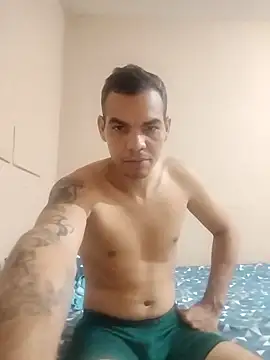 Snapshot of Elvisjrosales chatting on 03.03.26 Elvisjrosales online show from 03.03.26