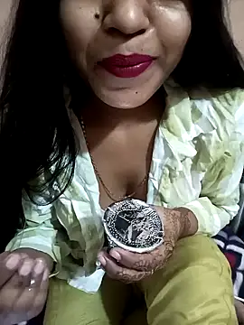 Snapshot of Sania-Love chatting on 01.28.25 Sania-Love online show from 01.28.25