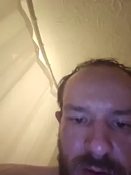 Snapshot of Spunwhiteboy1992 chatting on 04.01.26 Spunwhiteboy1992 online show from 04.01.26