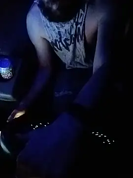 Spunwhiteboy1992 online show from 05.29.26