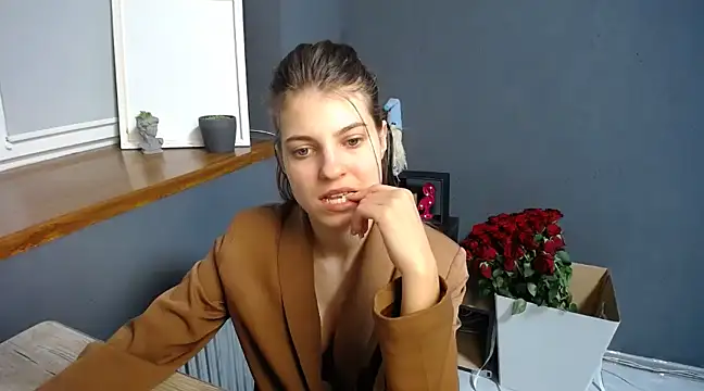 felicity gold online show from 02.18.25