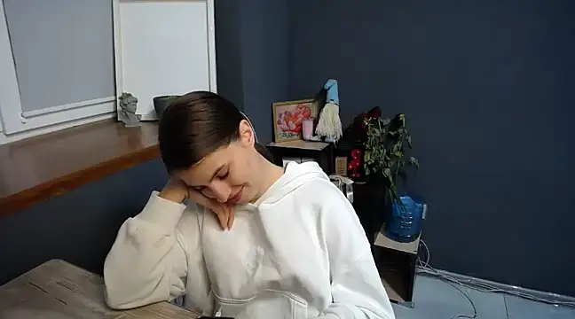 felicity gold online show from 03.05.25