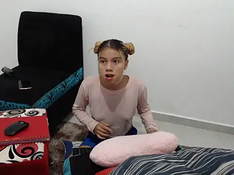 Naomi991 online show from 02.07.25