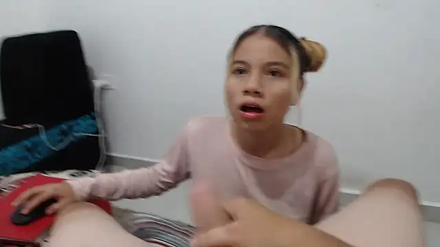 Naomi991 online show from 02.25.25