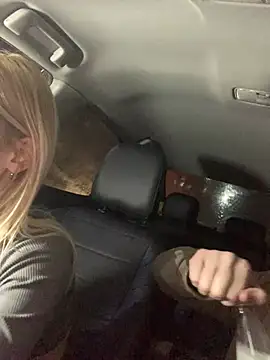 Snapshot of DonorDi chatting on 02.02.25 DonorDi online show from 02.02.25