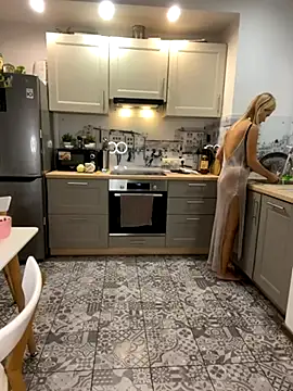 Snapshot of DonorDi chatting on 11.07.25 DonorDi online show from 11.07.25