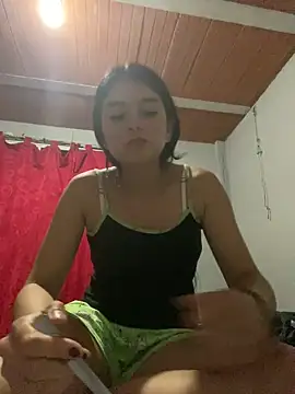 Snapshot of Naty_G chatting on 03.22.25 Naty G online show from 03.22.25