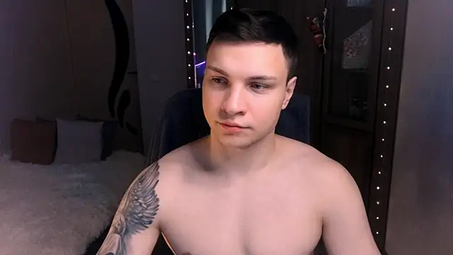 handsome guy01 online show from 12.03.24