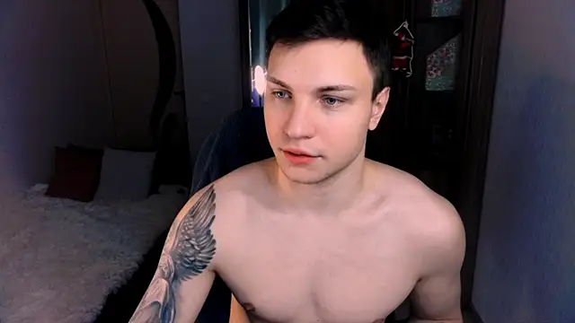 handsome guy01 online show from 12.20.24