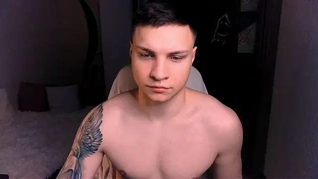 handsome guy01 online show from 12.27.24