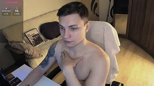 handsome guy01 online show from 10.02.25