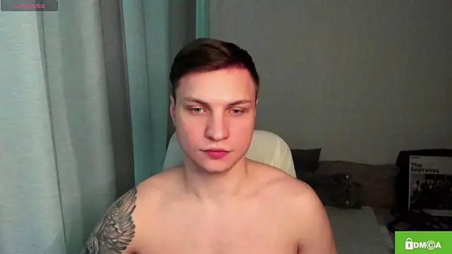 Snapshot of handsome_guy01 chatting on 05.19.26 handsome guy01 online show from 05.19.26