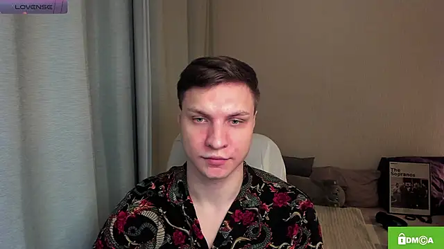 Snapshot of handsome_guy01 chatting on 05.30.26 handsome guy01 online show from 05.30.26
