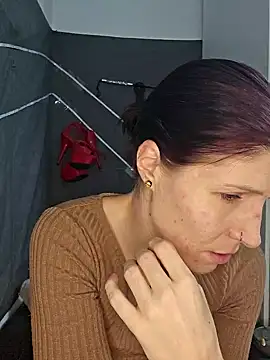 Lenchen  online show from 12.22.24