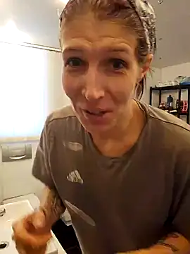 Lenchen  online show from 01.31.25