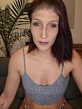 Lenchen  online show from 03.22.25