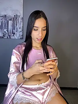 Snapshot of Praga_Pink chatting on 01.05.25 Praga Pink online show from 01.05.25