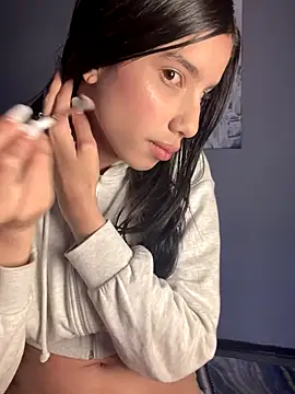 Praga Pink online show from 12.18.25