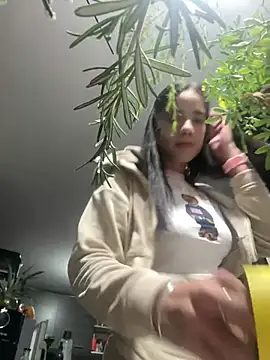 Snapshot of Praga_Pink chatting on 05.02.26 Praga Pink online show from 05.02.26