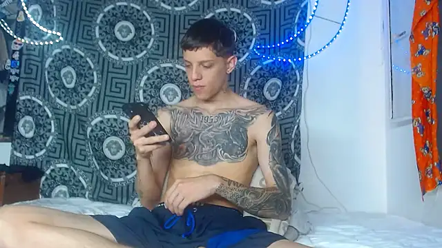 Snapshot of Adam_hard_ chatting on 11.21.25 Adam hard online show from 11.21.25