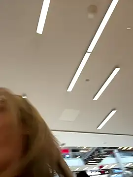 Snapshot of Aligoldbottom chatting on 12.27.24 Aligoldbottom online show from 12.27.24