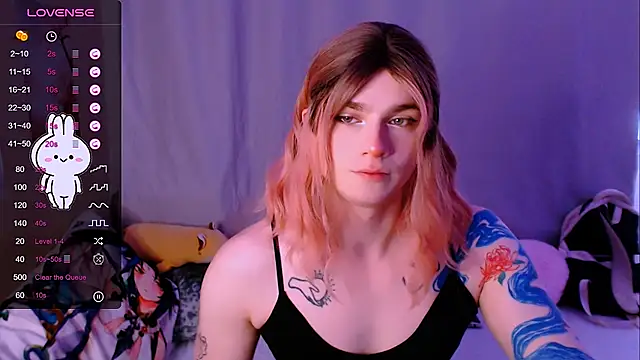 Alice Hells online show from 09.26.25