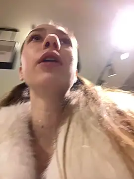 Lia  Love online show from 01.23.25