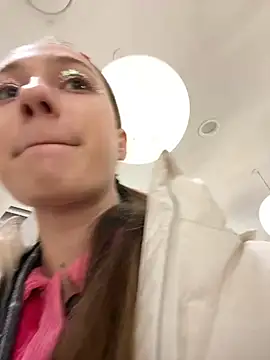 Lia  Love online show from 02.13.25